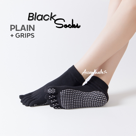 Black Plain Yoga Socks / White Grips